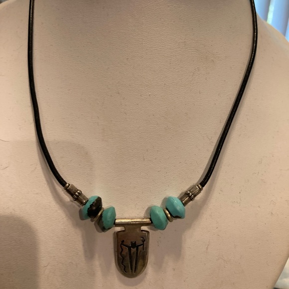 Tribal Necklace - Picture 2 of 4